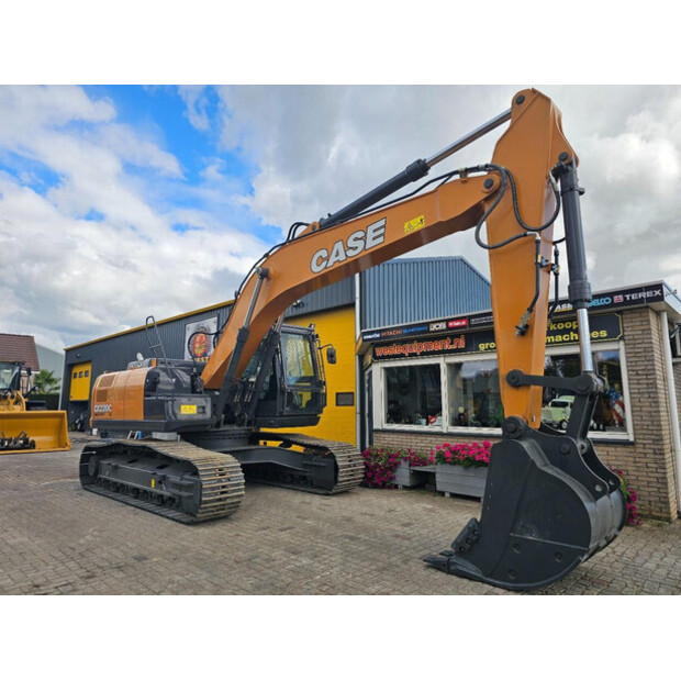2025 CASE CX220C-43052150