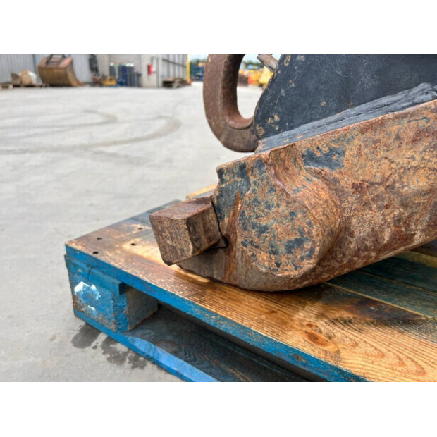 2017 فيراكتيرت CW45-43052349