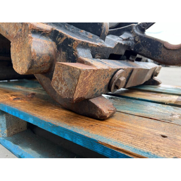 2017 فيراكتيرت CW45-43052359