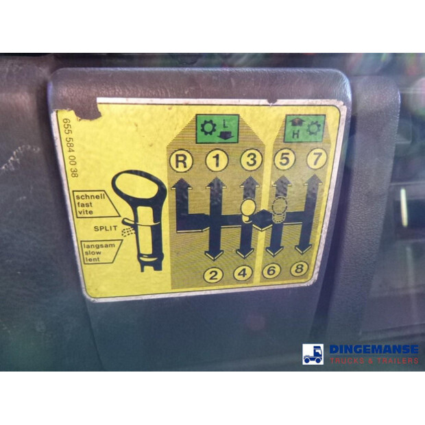 1996 Mercedes-Benz SK 2031-43052602