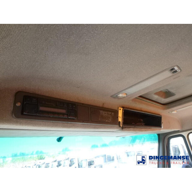 1996 Mercedes-Benz SK 2031-43052615