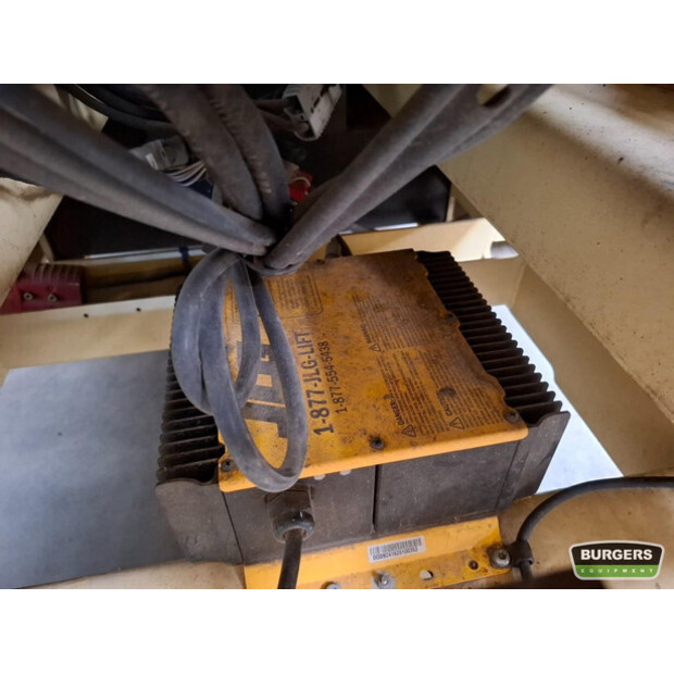 2016 JLG 3246ES-43052709