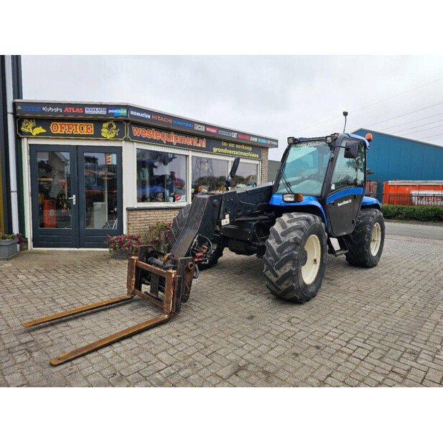 2004 New Holland LM435A-43052902