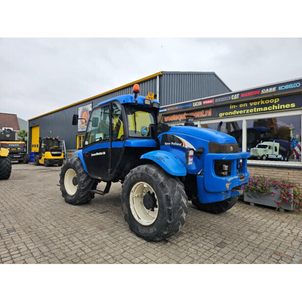 2004 New Holland LM435A-43052910