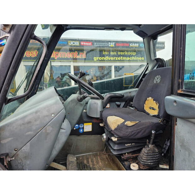 2004 New Holland LM435A-43052930