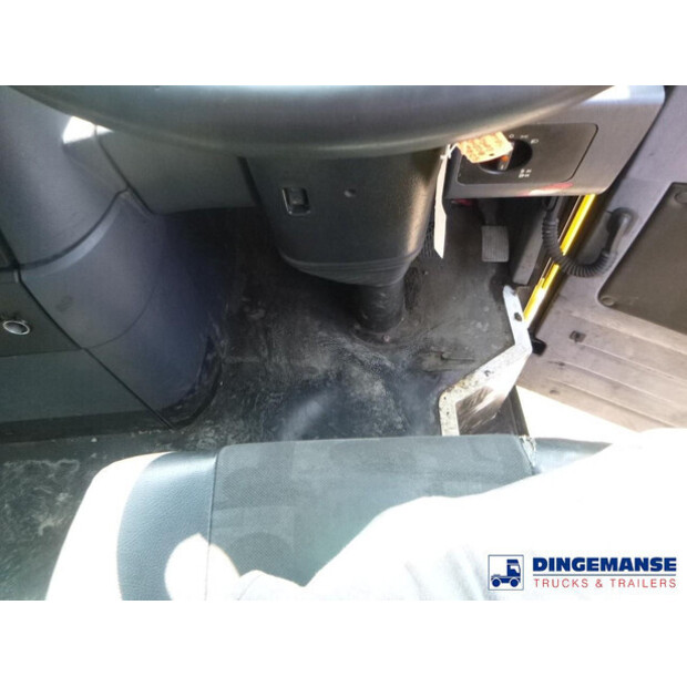 2012 Mercedes-Benz Econic 2633-43053580