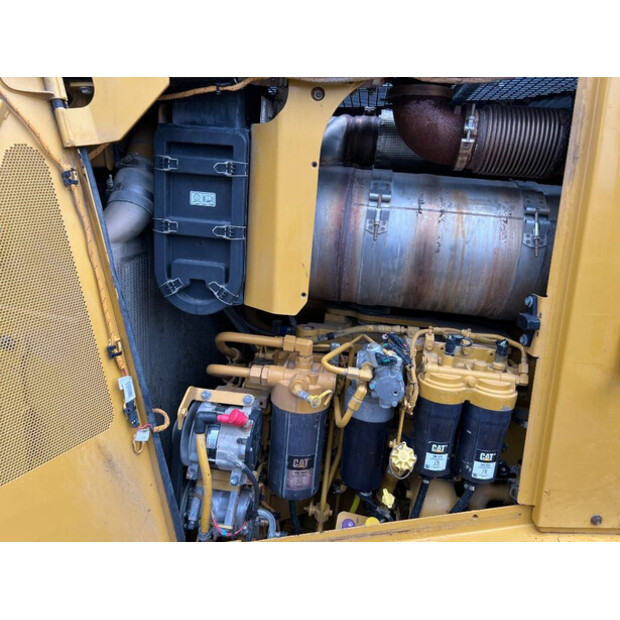 2019 كاتربيلر D8T-43053793