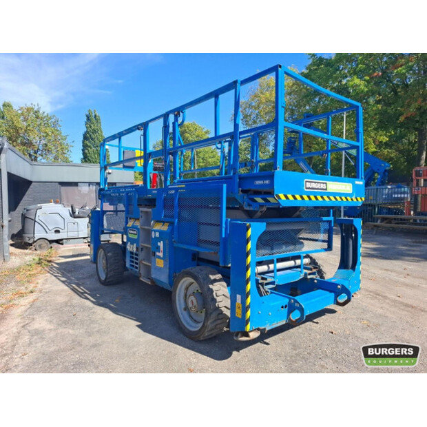 2014 Genie GS3390-43053930
