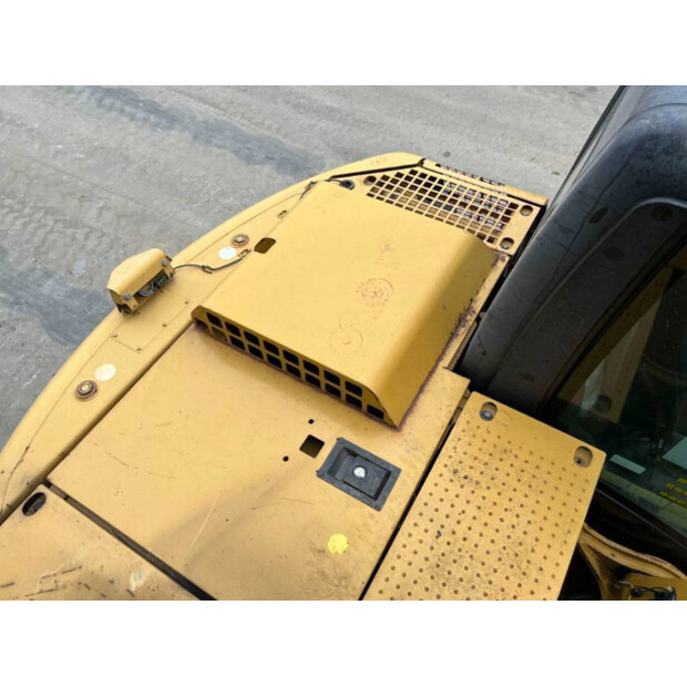 2011 كاتربيلر 311D LRR-43053964