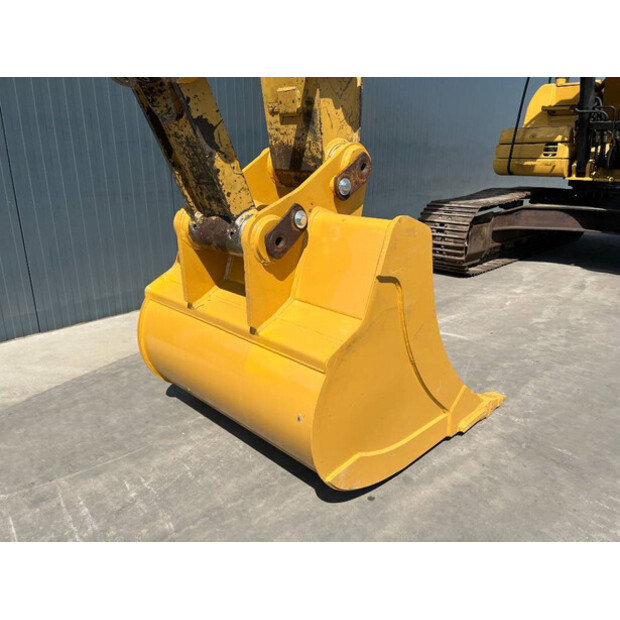 2009 كاتربيلر 320DL-43054302