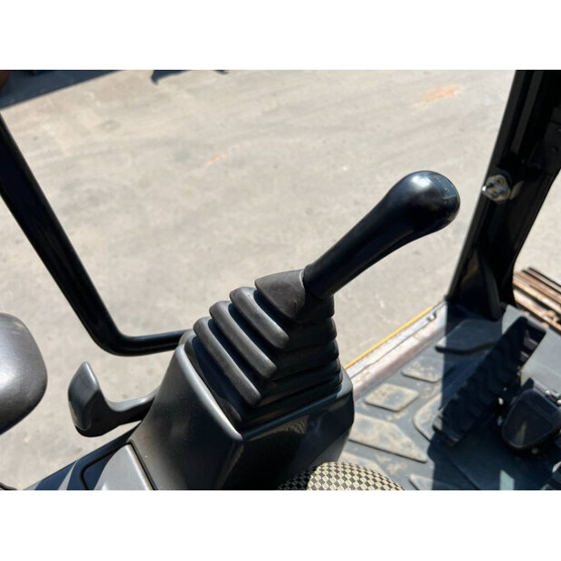 2009 كاتربيلر 320DL-43054327