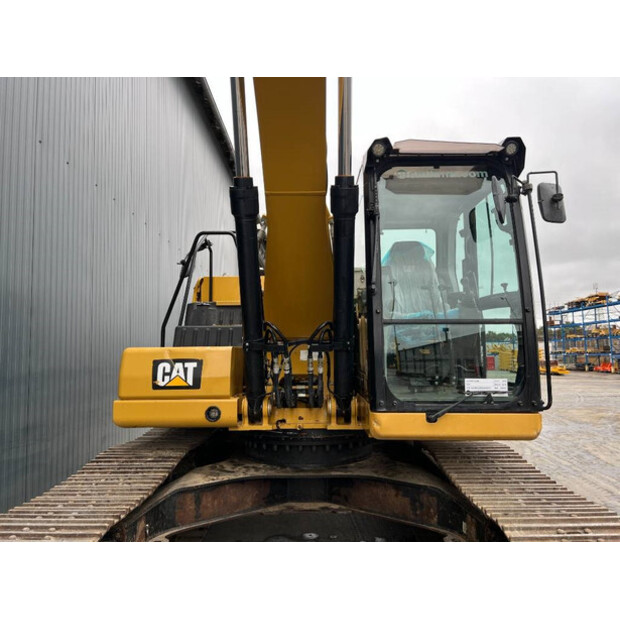 2018 Caterpillar 323-43054589