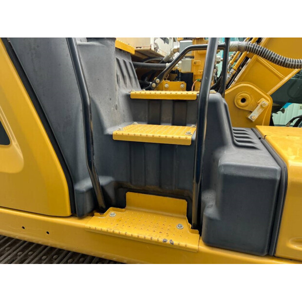 2018 Caterpillar 323-43054600