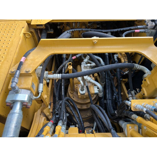 2018 كاتربيلر 323FL-43055011