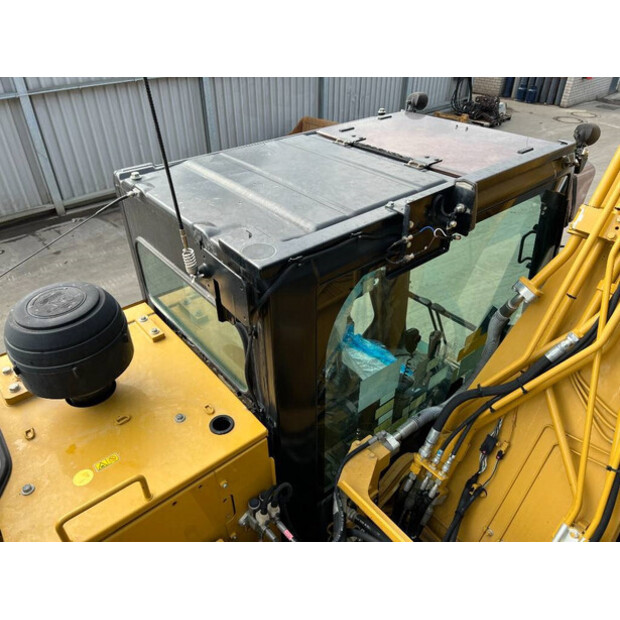 2018 كاتربيلر 323FL-43055013