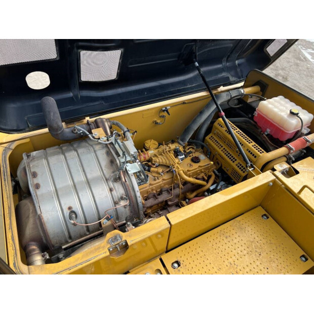 2018 كاتربيلر 323FL-43055016