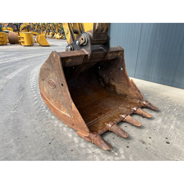 2005 كاتربيلر 325CLN-43055117