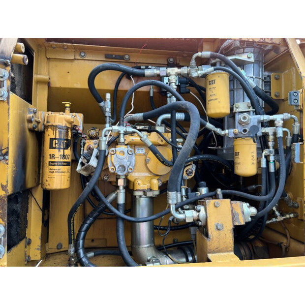 2005 كاتربيلر 325CLN-43055132