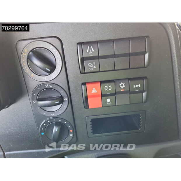 2018 Mercedes-Benz Atego 1521-43055506