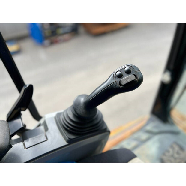 2017 كاتربيلر 352F-43055599