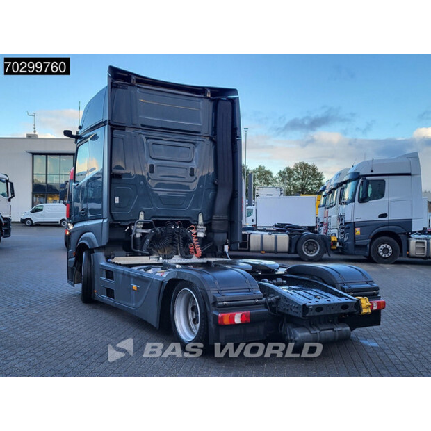 2021 Mercedes-Benz Actros 1842-43055670