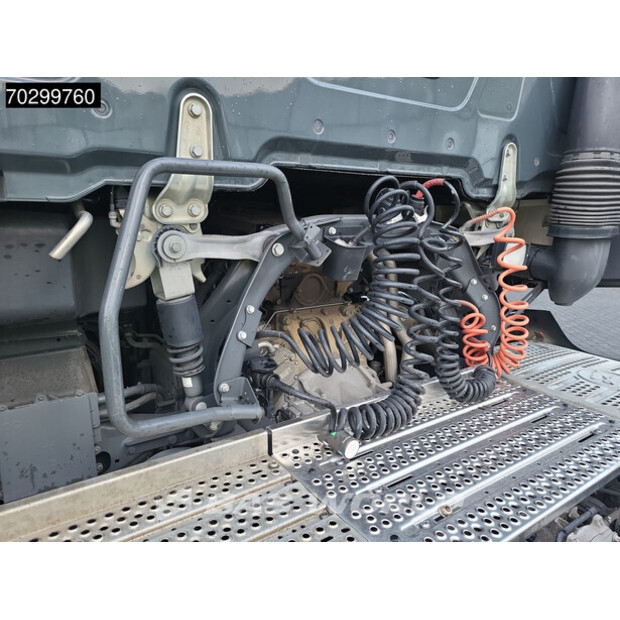 2021 Mercedes-Benz Actros 1842-43055675