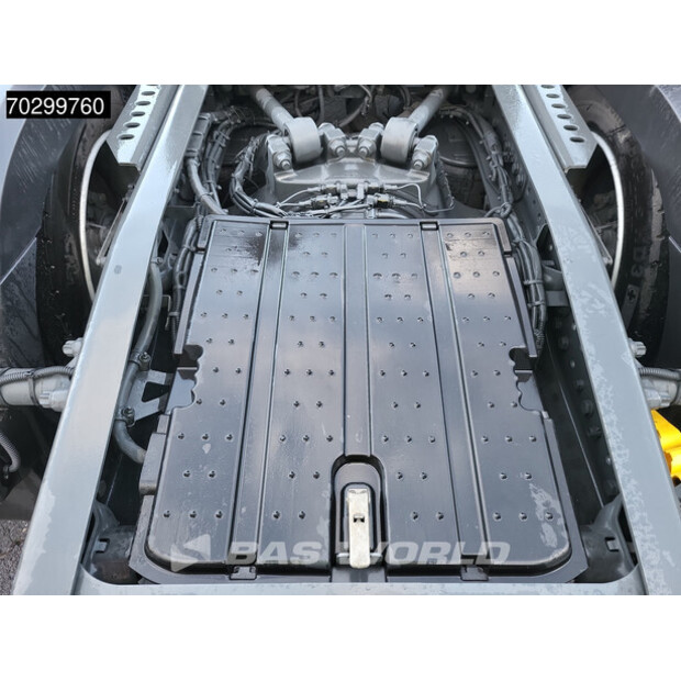 2021 Mercedes-Benz Actros 1842-43055677