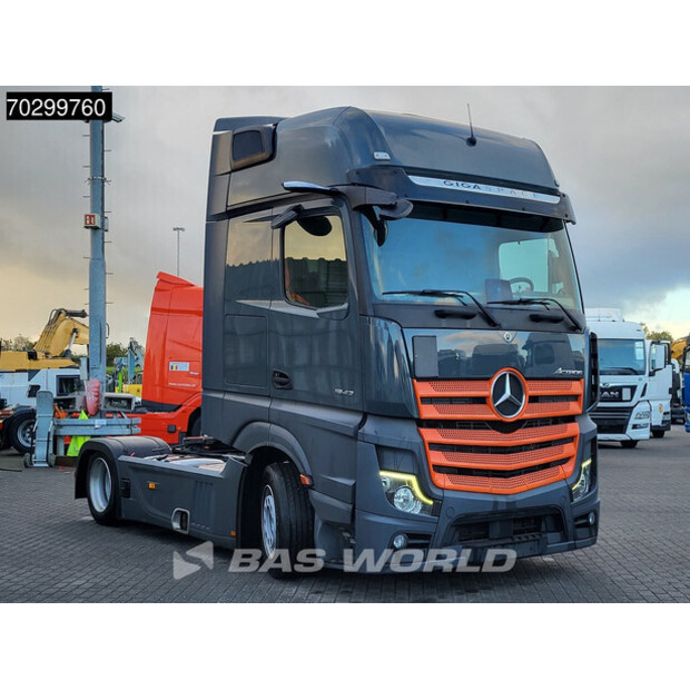 2021 Mercedes-Benz Actros 1842-43055684