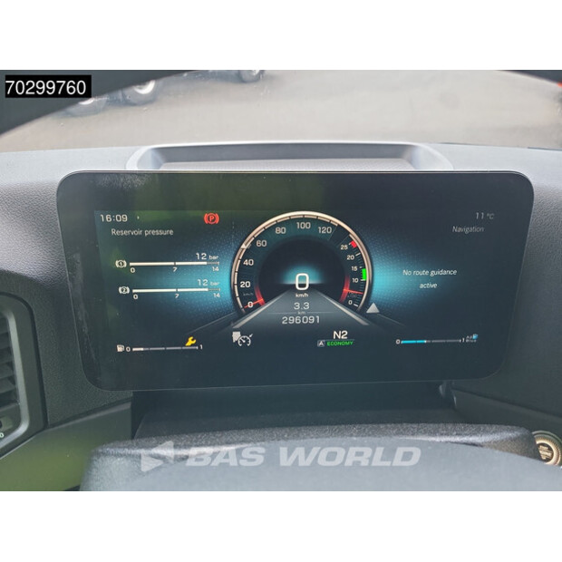 2021 Mercedes-Benz Actros 1842-43055691