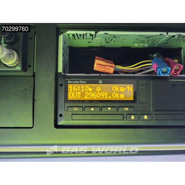 2021 Mercedes-Benz Actros 1842-43055709