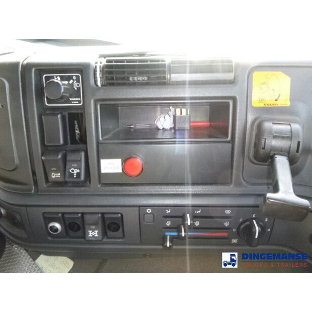 2000 فولفو FM12-43055740