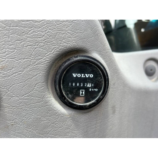 2015 Volvo EC250EL-43056114