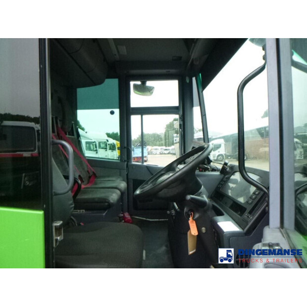 2012 Mercedes-Benz Econic 3233-43056921