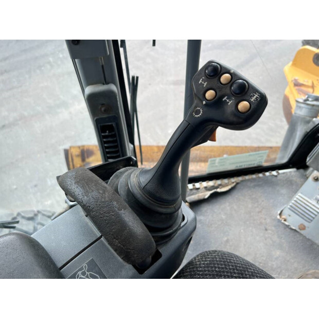 2010 Caterpillar 140M-43057219