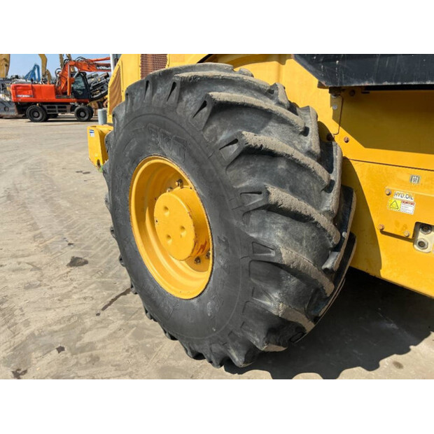 2011 كاتربيلر CP76-43059046