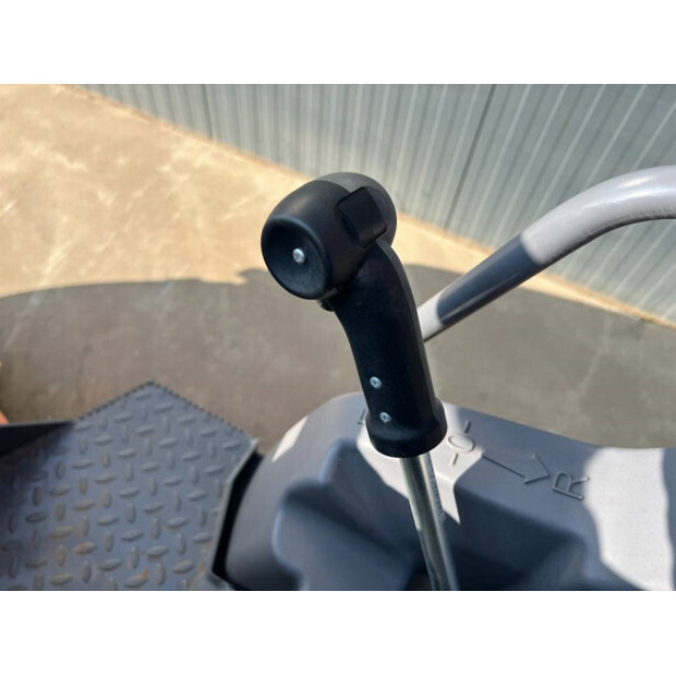 2023 هام HD10VV-43059228