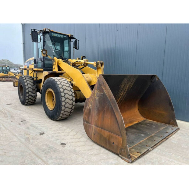 2000 كاتربيلر 938G-43059682