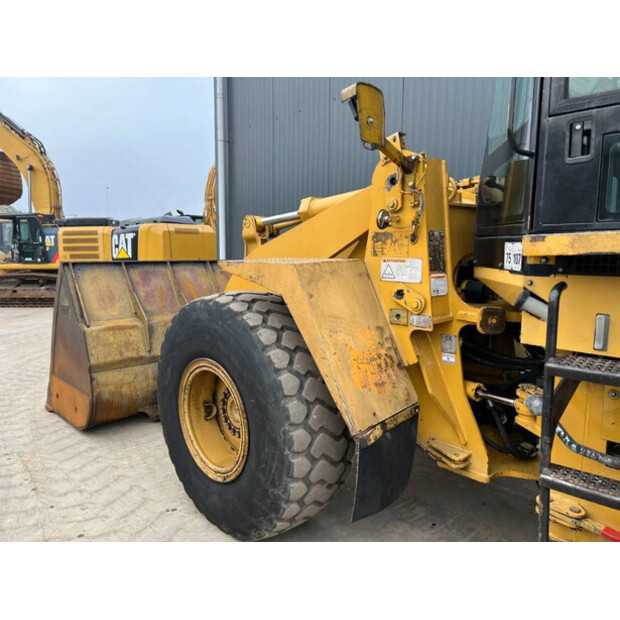 2000 كاتربيلر 938G-43059697