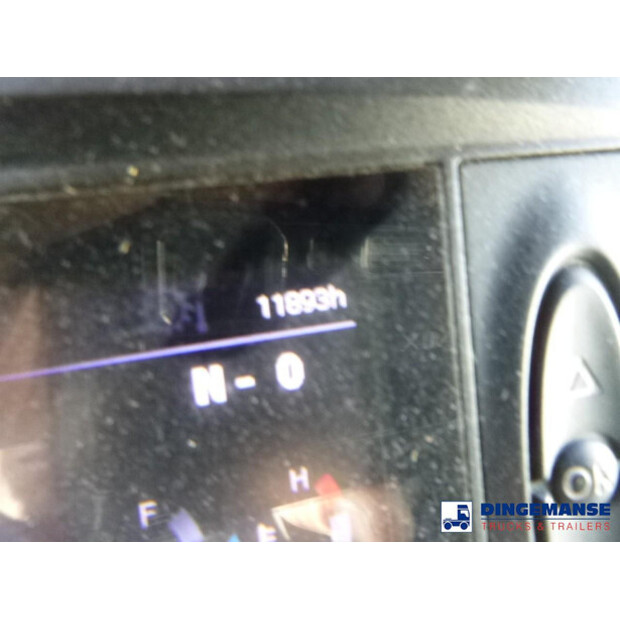 2016 MOL RM255-43060695