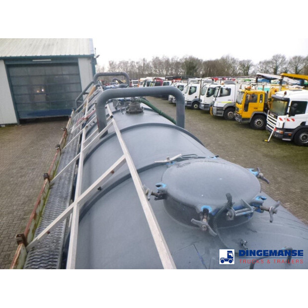 2002 WHALE OTHERS-43060949