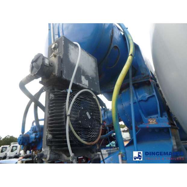 2004 DE BUF OTHERS-43061262