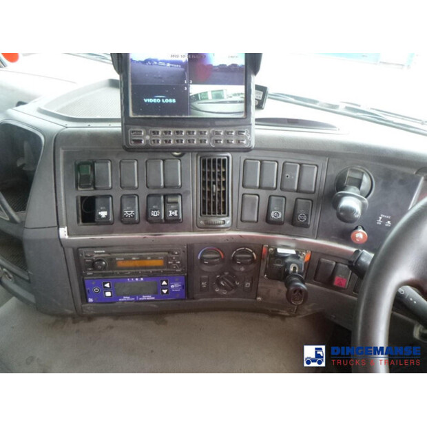 2011 فولفو FM 410-43061361