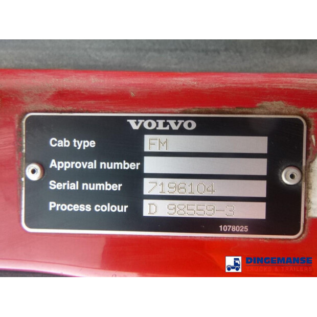 2011 فولفو FM 410-43061371