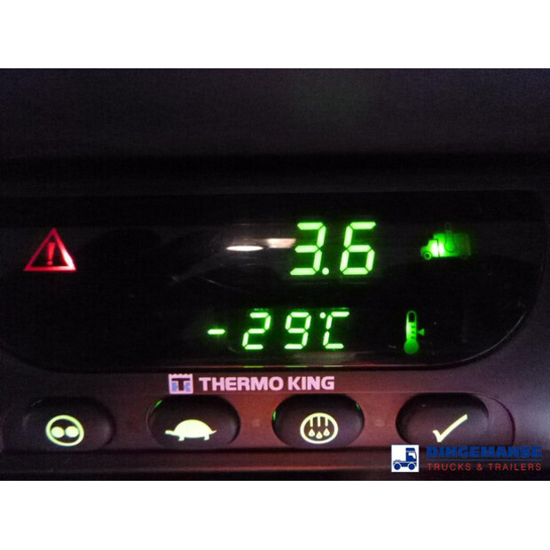 2015 رينو D18-43061668