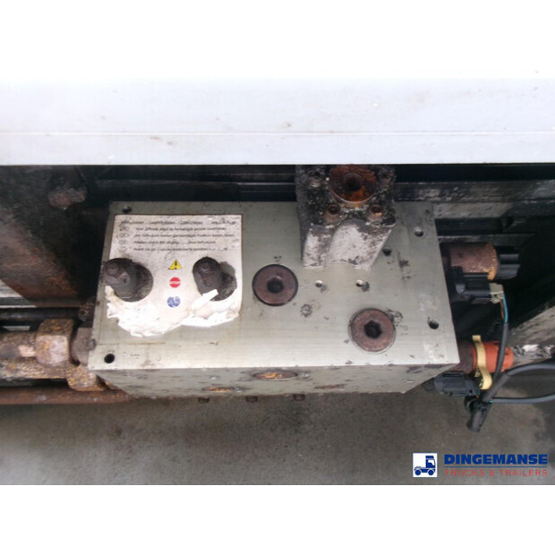 2010 كراكر OTHERS-43063681