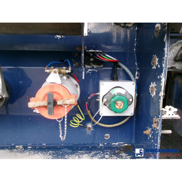 2011 ليك لاند OTHERS-43063943