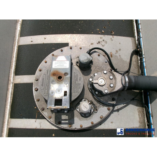 2011 ليك لاند OTHERS-43063956