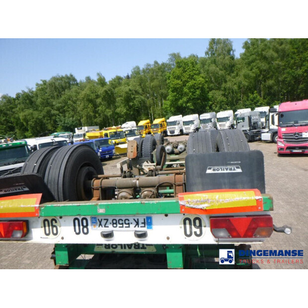 2004 آسكا Stack-43064487