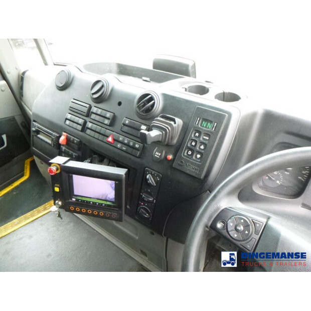 2017 Mercedes-Benz Econic 2630-43064680