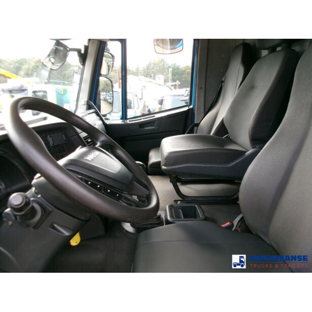 2013 Iveco AD260T33-43065092